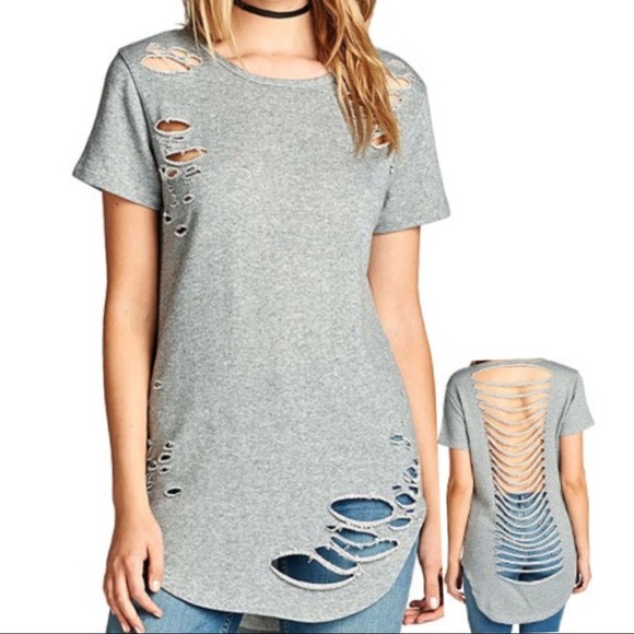 LAST 1 - NWT Oversized Gray Distressed Top/Sweater - Picture 2 of 4